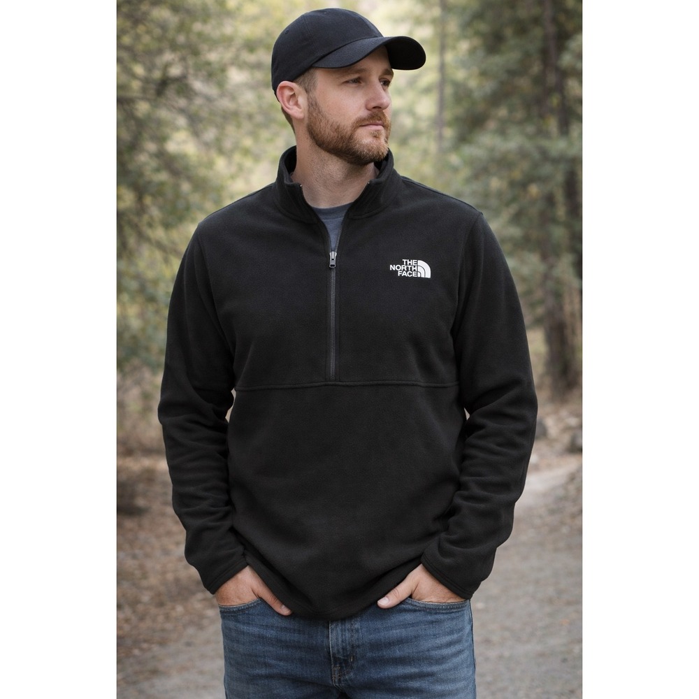 The North Face Mens Circular Design 1/4 Zip Fleece Pullover Black Large NF0A7UJO